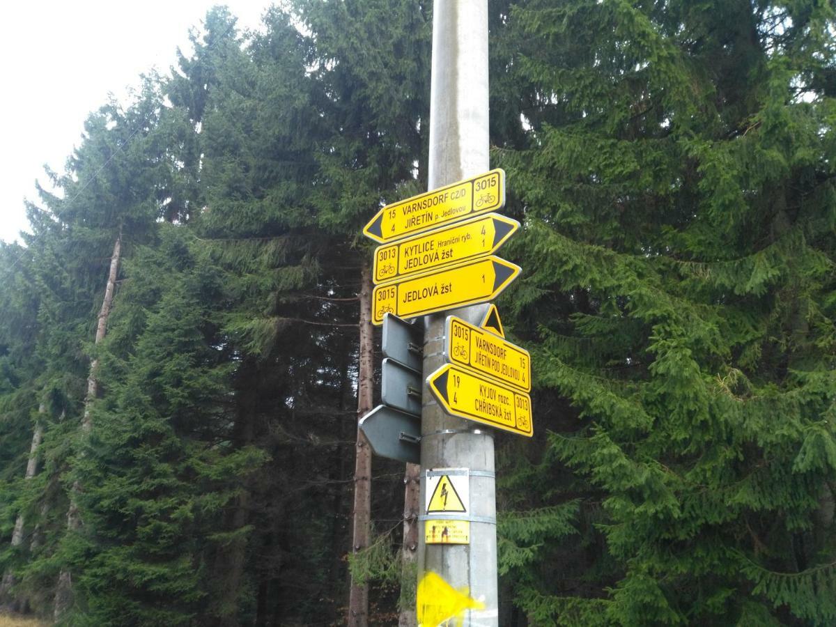 Podhradi